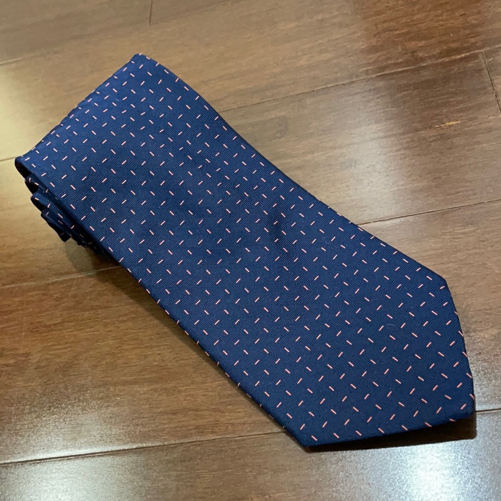 Brooks Brothers Navy and Pink Silk Necktie